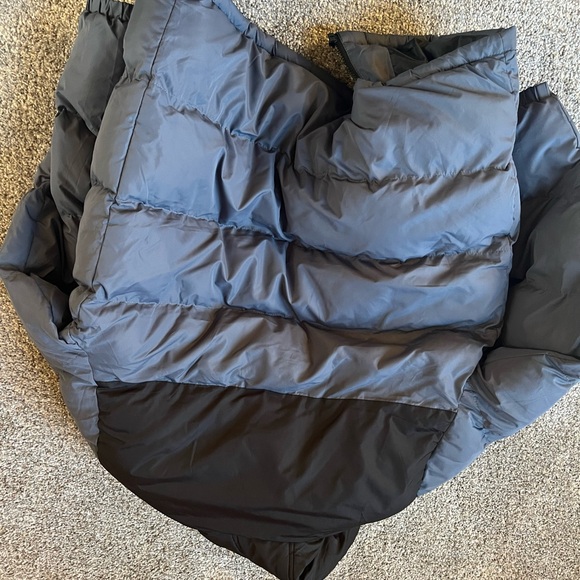 Chelsea FC Puff Jacket - Picture 4 of 4